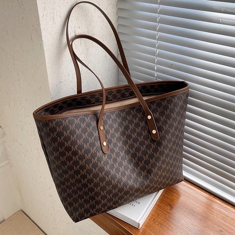 Stylish Minimalist Luxury Monogram Bag, Vegan Leather Shoulder Bag, Oversized Tote Bag, Handbags for Women, Large Capacity Underarm Bag