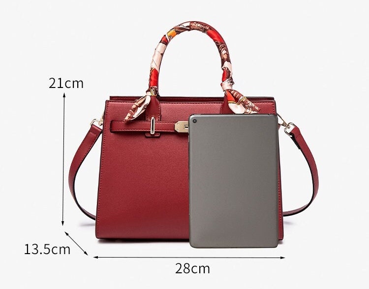 Cute Solid Color Red Minimalist Simple Slick Luxury Genuine Leather Handheld Handbag for Women, Shoulder Bag, Crossbody Bag, Messenger Bag