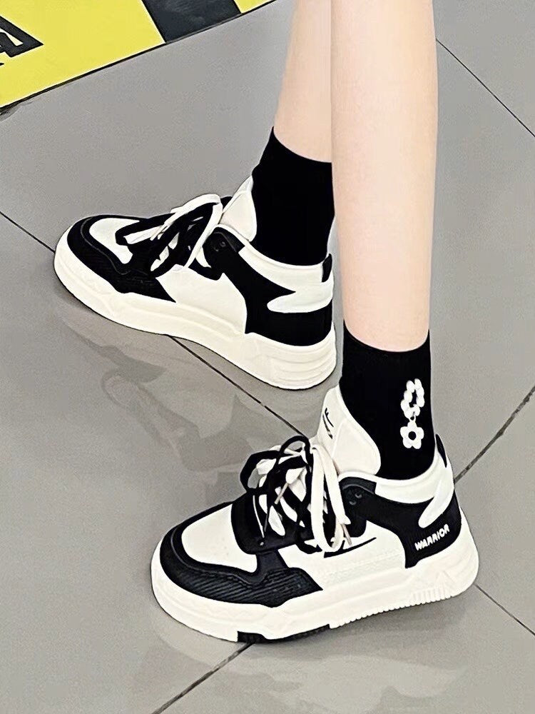 Cute Black White Breathable Round Head Sneakers, Lace Up Tie Shoes for Women, Athletic Sport Running Shoes, Flat Bottom Sneakers