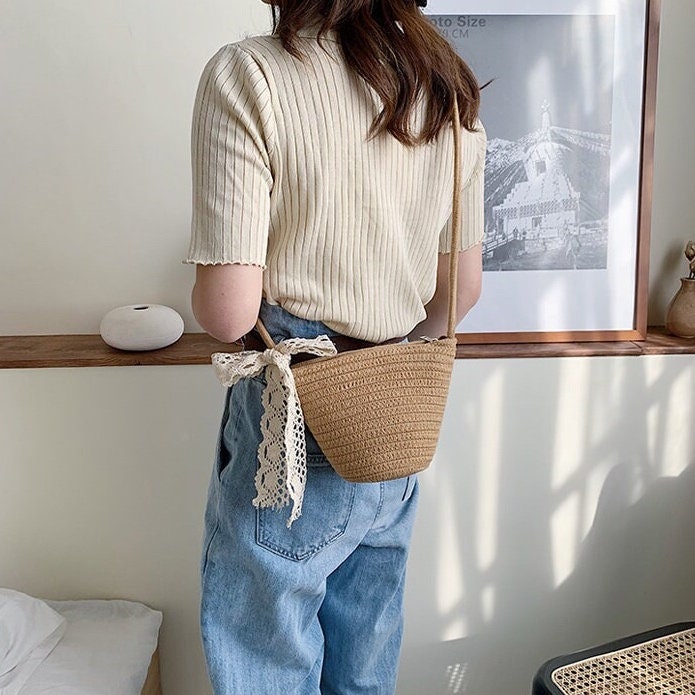 Minimalist Straw Bag, Crossbody Straw Bag, Small Tote Bag, Cute Market Canvas Bag for Women, Beach Summer Handwoven Travel Bag, Basket Bag