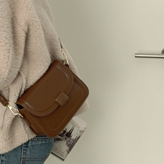 Minimalist Crossbody Mini Bag, Cute Small Square Flap Baguette, Brown Leather Shoulder Bag for Women, Retro Vintage Phone Wallet Handbag